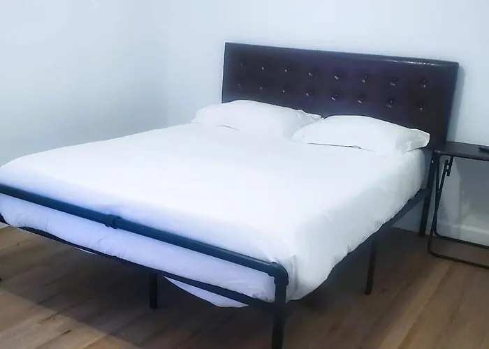 One In A Renovated Duplex House Near Fsu